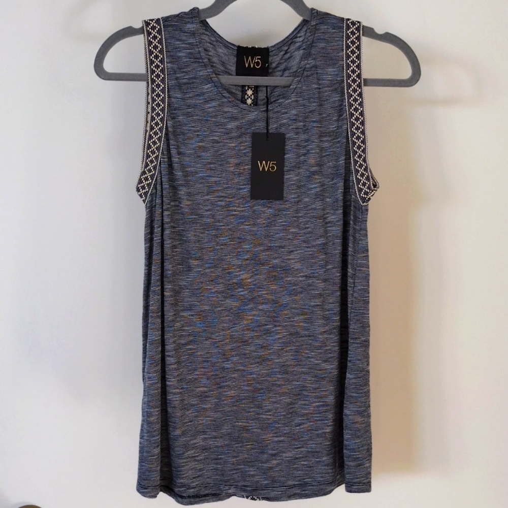 W5 sleeve less top